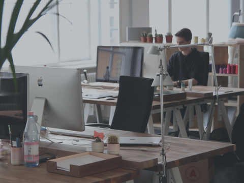Nachhaltig planen, digital nutzen: Wie Green Office und Smart Office zusammenspielen